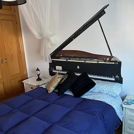 La Casa Del Pianista
